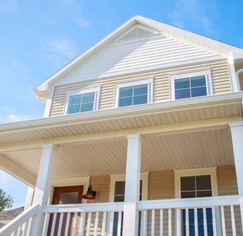 How to Remove Stain from Vinyl Siding