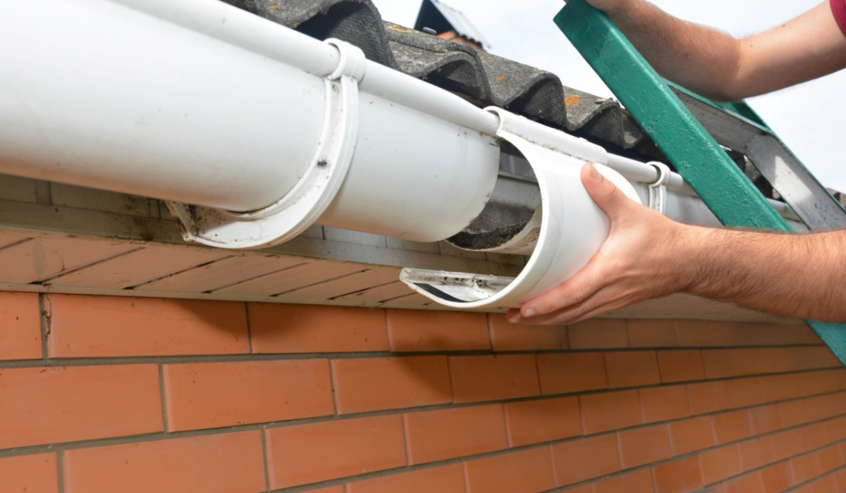 Why Gutters Overflow After Cleaning on Long Island